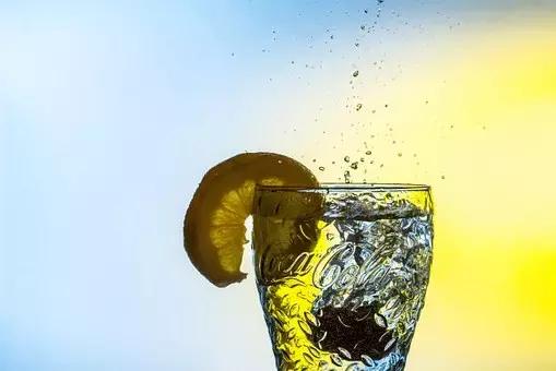晚安美图170318：上错车只是一段路,爱错人却是一生苦