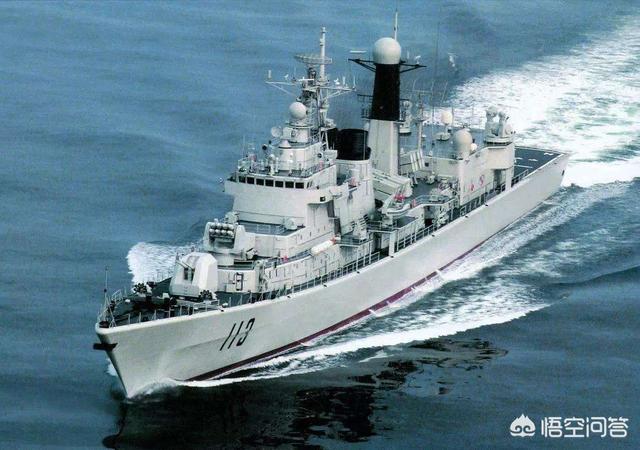 补给舰以湖泊命名,如881"洪泽湖,882"鄱阳湖,883"阳澄湖,884"镜泊