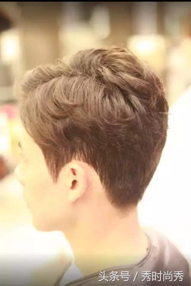 脸大的男生适合什么发型头型男生短发两边剪