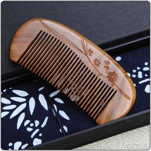 三件让女孩心颤的浪漫小礼物！