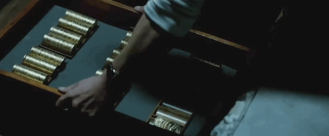 作为系列作品的第二部,《疾速特攻》讲述的是已经退休的john wick,被