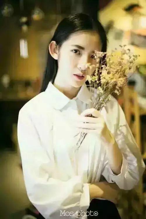 晚安句子170918：不要从别人那里认识我，我对你跟对别人不一样
