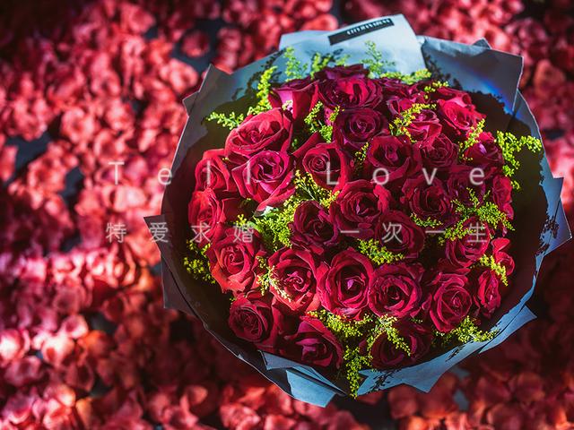 求婚创意礼物，送给你最宝贝的她！