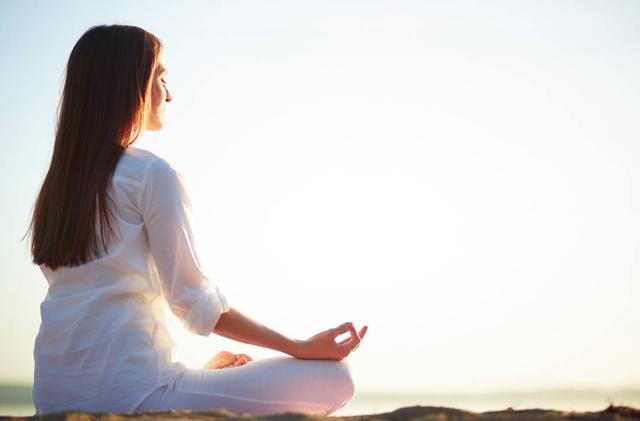 早安美文171027：读得懂风花雪月， 却走不出沧海桑田