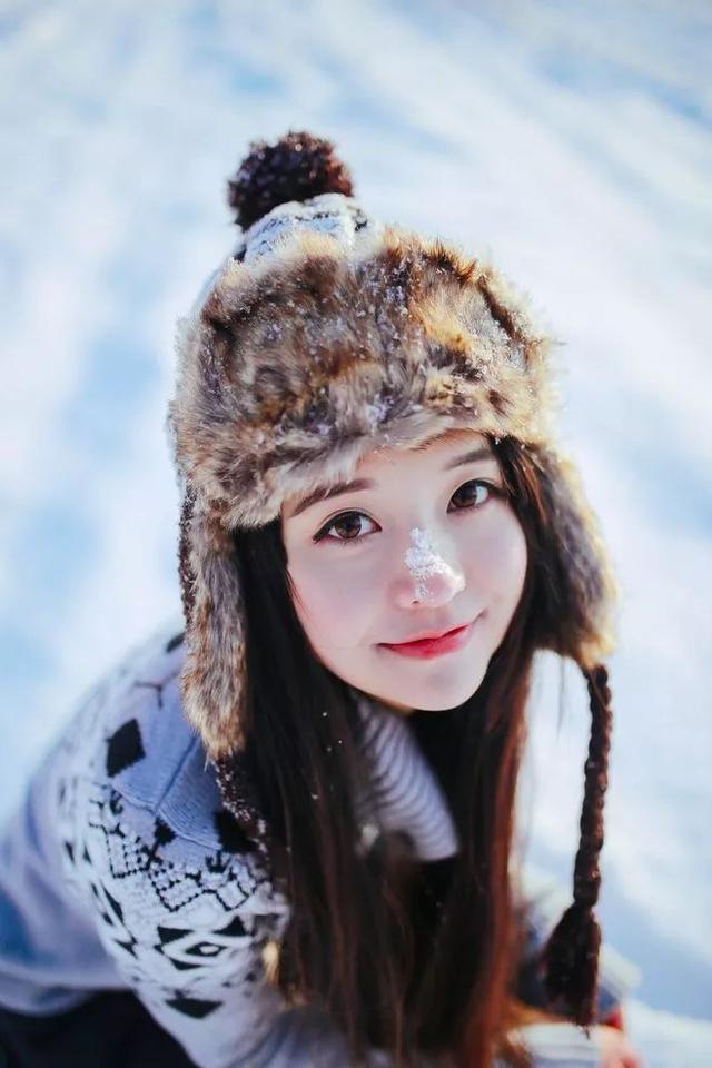 晚安句子180122：与其敷衍，还不如直接推开说再见
