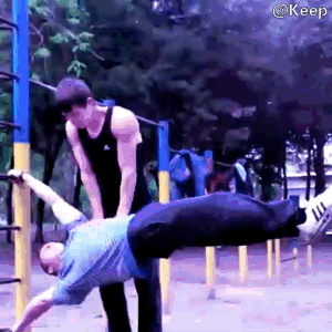 学人体旗帜前期需要加强哪些肌群力量的训练呢