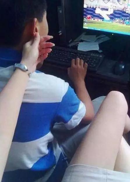 你们再这样可是要单身一辈子的！
