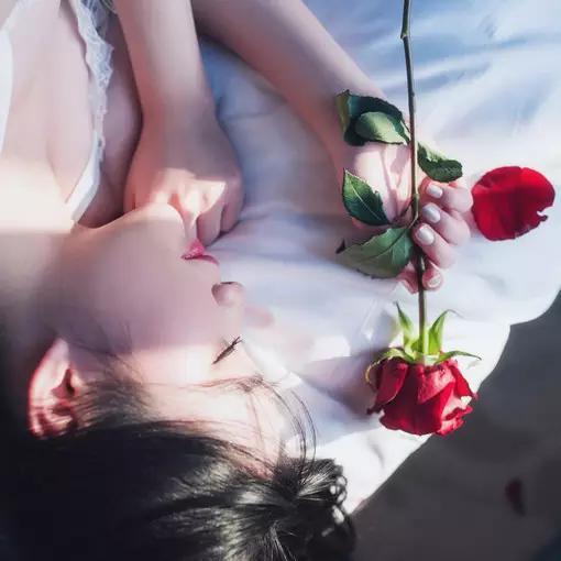 晚安美图160614：人到中年，不妨拥有一位蓝颜知己