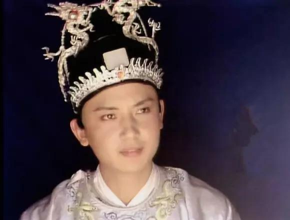 1960-1999出生的人进来，87版《红楼梦》背后的故事