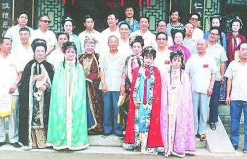 1960-1999出生的人进来，87版《红楼梦》背后的故事