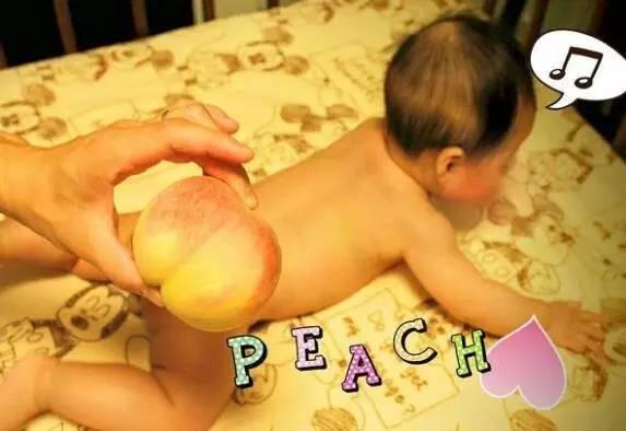 女儿怎么自拍，老爸就怎么cos....女儿内心是崩溃！