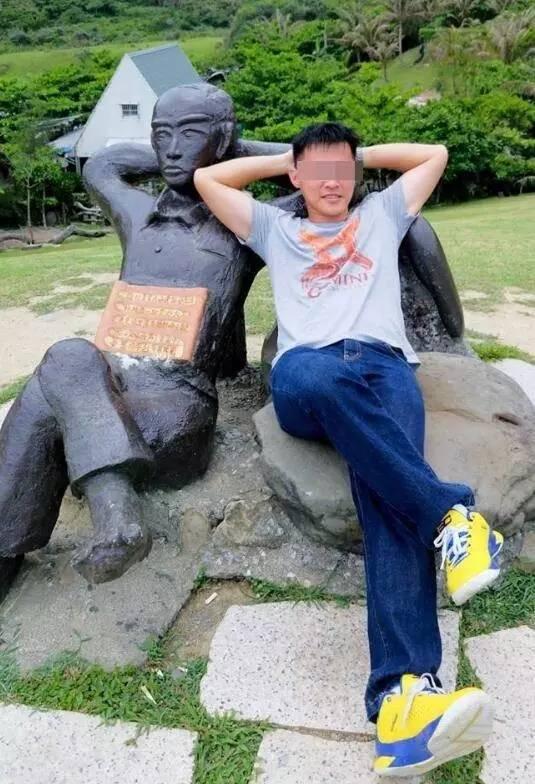 没女友更精彩！咦，怎么哭了呢？！