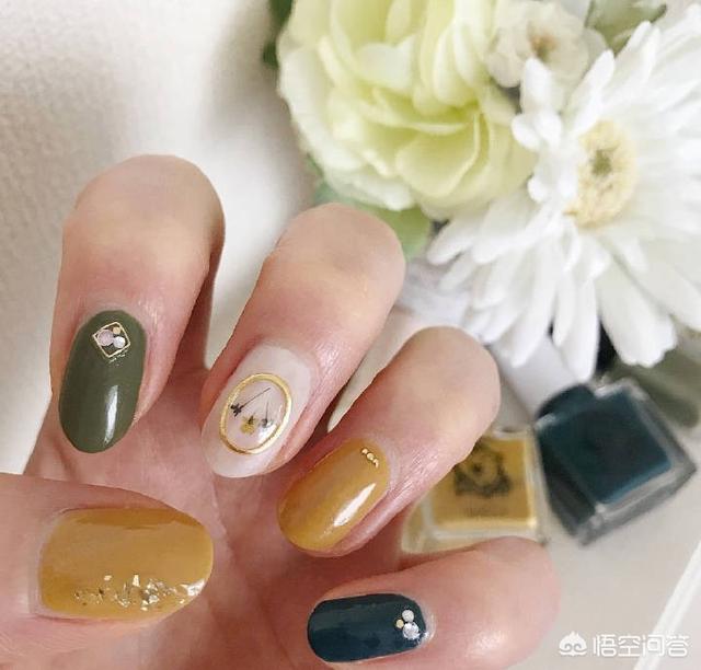 漂亮的美甲图案图片有什么比较少女心的美甲款式或色系推荐