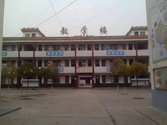 最美中学北京四中房山校区，颠覆了中国式审美