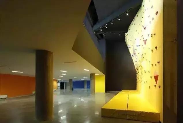最美中学北京四中房山校区，颠覆了中国式审美