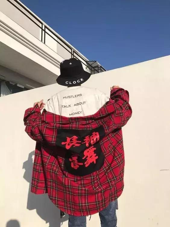 晚安心语180908：人最怕动了情，歌最怕入了心