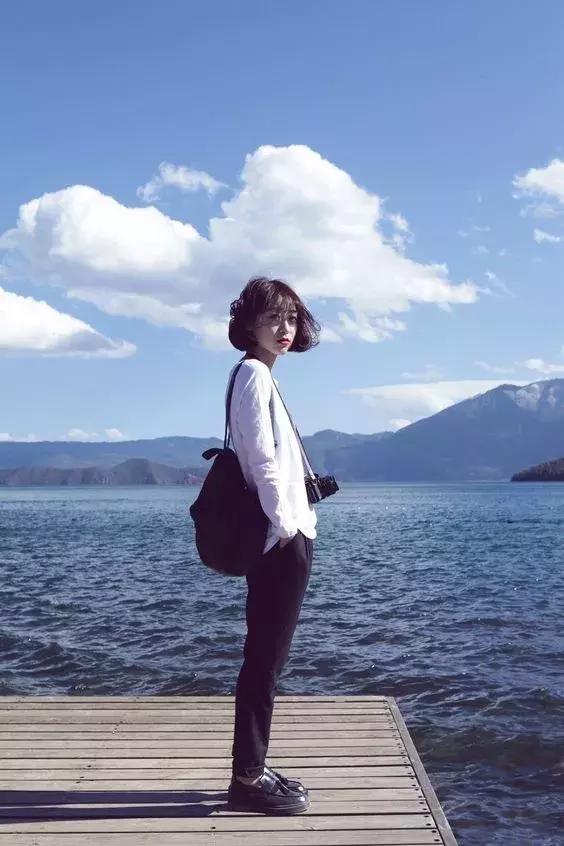 晚安的句子180916：这世上真话本就不多，女子的脸红胜过一大段对白