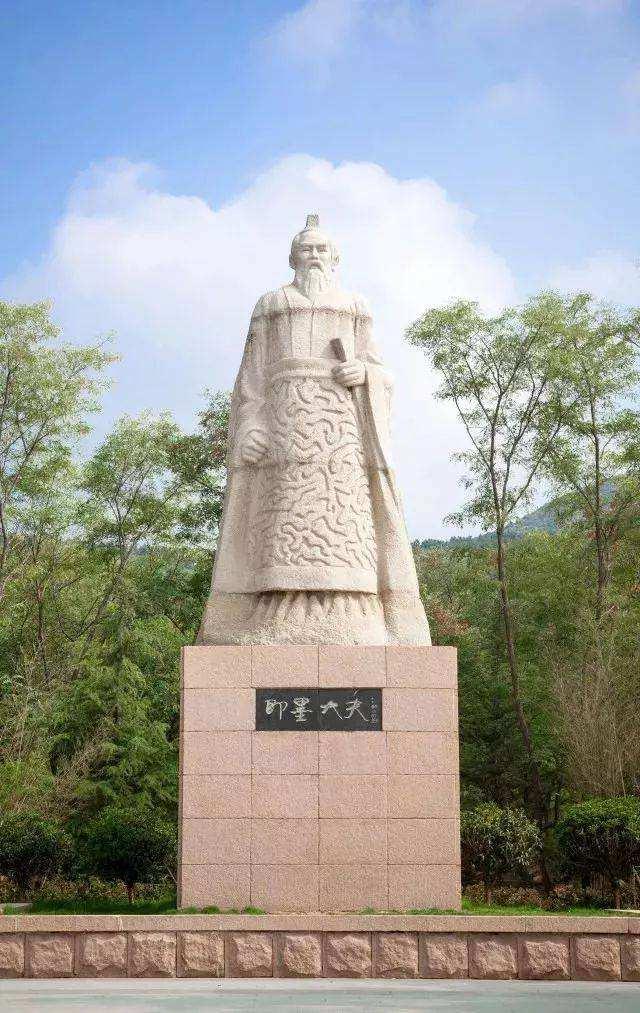 乐毅一鼓作气拿下齐国七十余城却对最后两城围而不下的真相是什么
