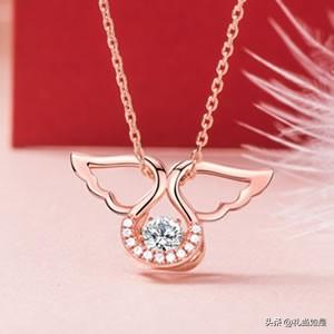 让女生瞬间感动的礼物，创意情书助你捕获她的芳心