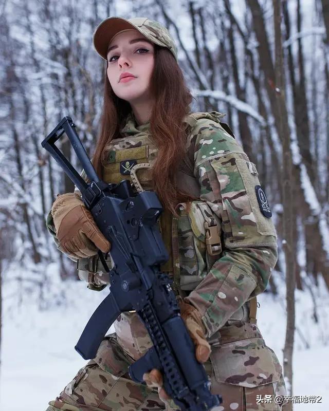 俄罗斯女兵为什么那么漂亮