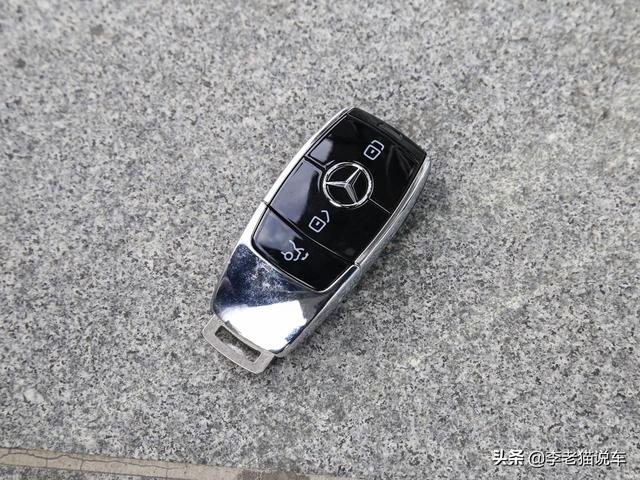 新款奔驰e300顶配落地多少钱有没有刚买过的