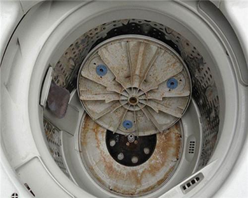 你们家洗衣机多久清洗一次感觉洗衣机里面会脏吗如何清洗洗衣机