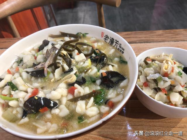 酸菜鱼到底是属于哪里的一道菜，有的说是四川，而有的说是湖南？有什么历史？