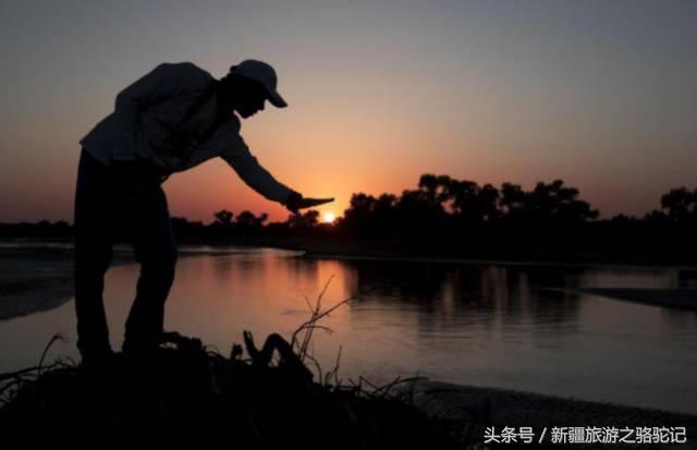 穿行塔克拉瑪干沙漠探尋雅丹與胡楊的蹤跡自駕旅游十一日行
