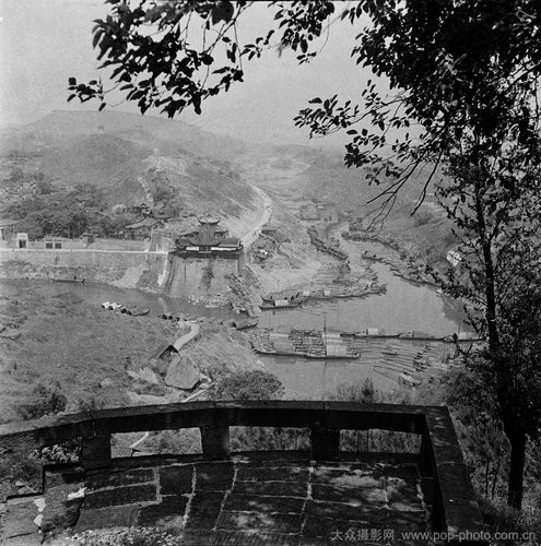 自贡旅游团_自贡游玩攻略