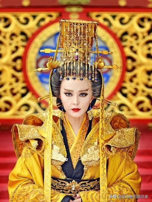 随后,李旦被武则天软禁在皇宫中,武则天临朝听政,将大唐王朝的权利