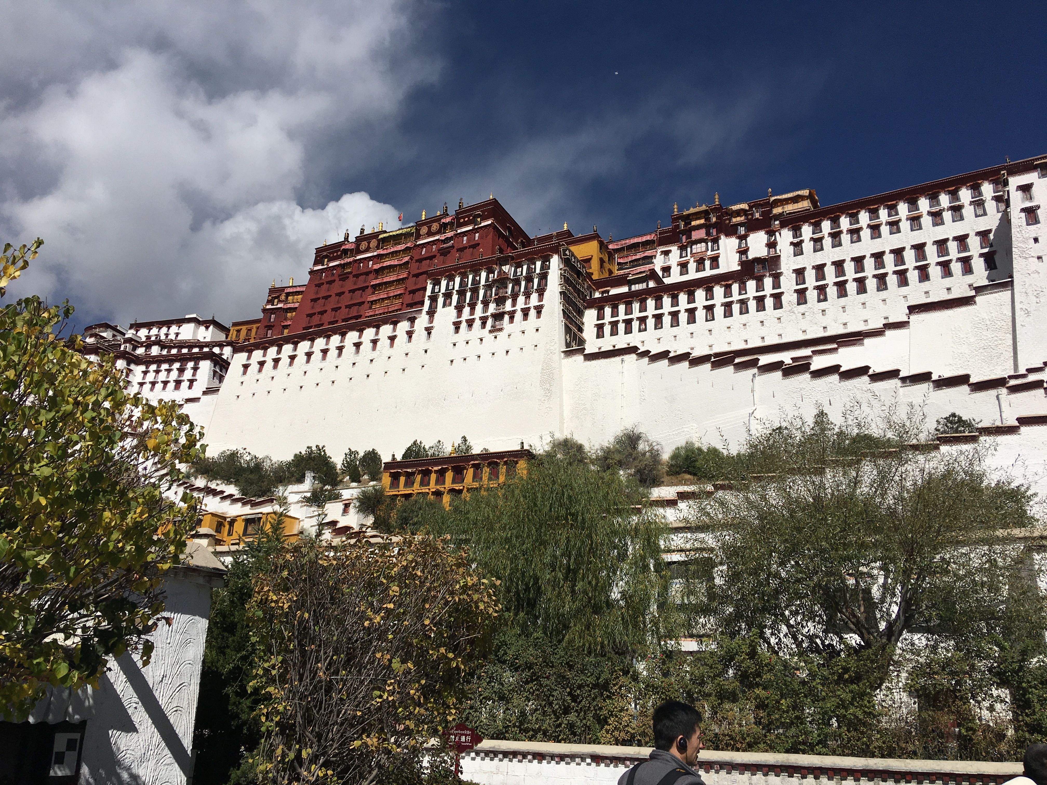 藏區旅游需要注意事項_三月份的西藏適合旅游嗎