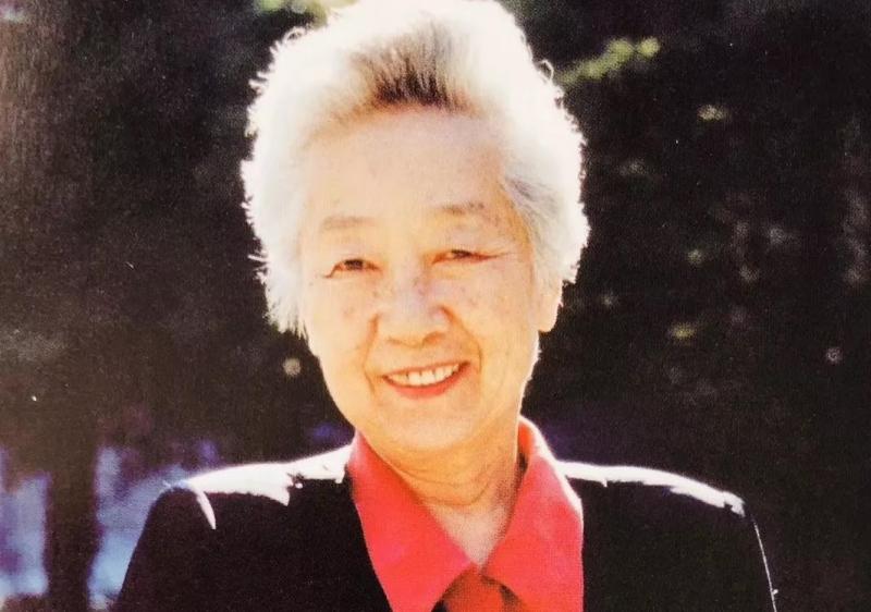 著名表演艺术家于蓝去世享年99岁