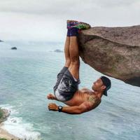 日新月异7773头像