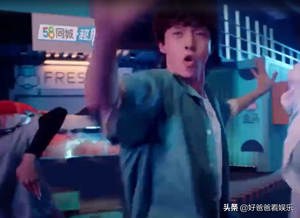 杨文|《追光吧哥哥》黄潇杨文韬助力追光舞台 你认为谁会最终夺冠？