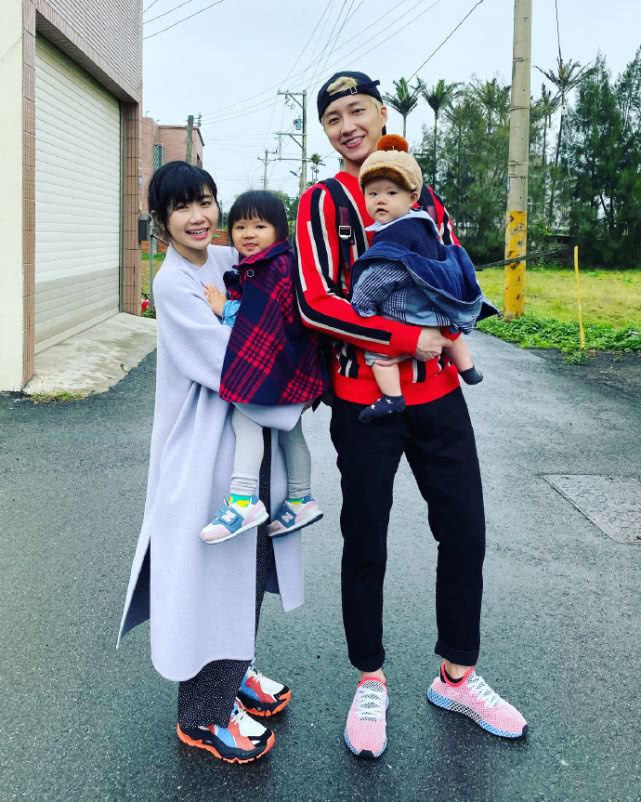 动态|江宏杰更新动态:为福原爱妈妈庆生 婚变事件的剧情越来越迷幻了……