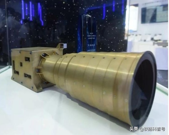 图像|首幅火星图像为什么不是红色的 是中国人第一次近距离拍摄的火星