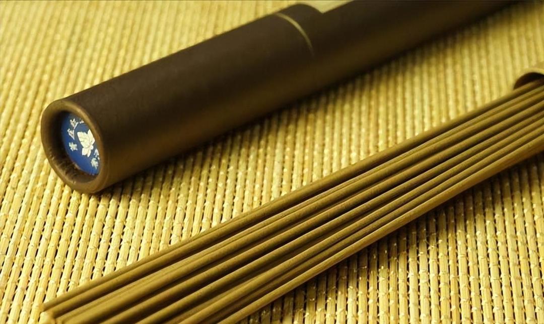 What does "dead incense" mean? Why didn't the ancients burn incense