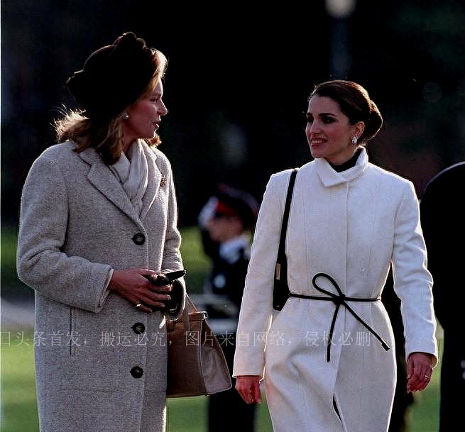 Curated visual reference: Fresh Look at Hamza The Younger Brother Of King Abdullah Ii Of Jordan