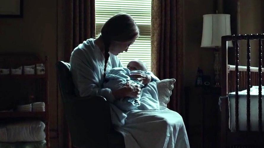 When time goes backwards: Brad Pitt performs 