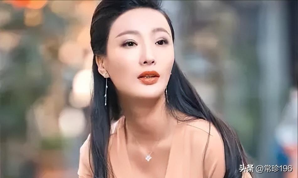 Porn Star King Li Danni: She has a hot face, but no one dares to marry