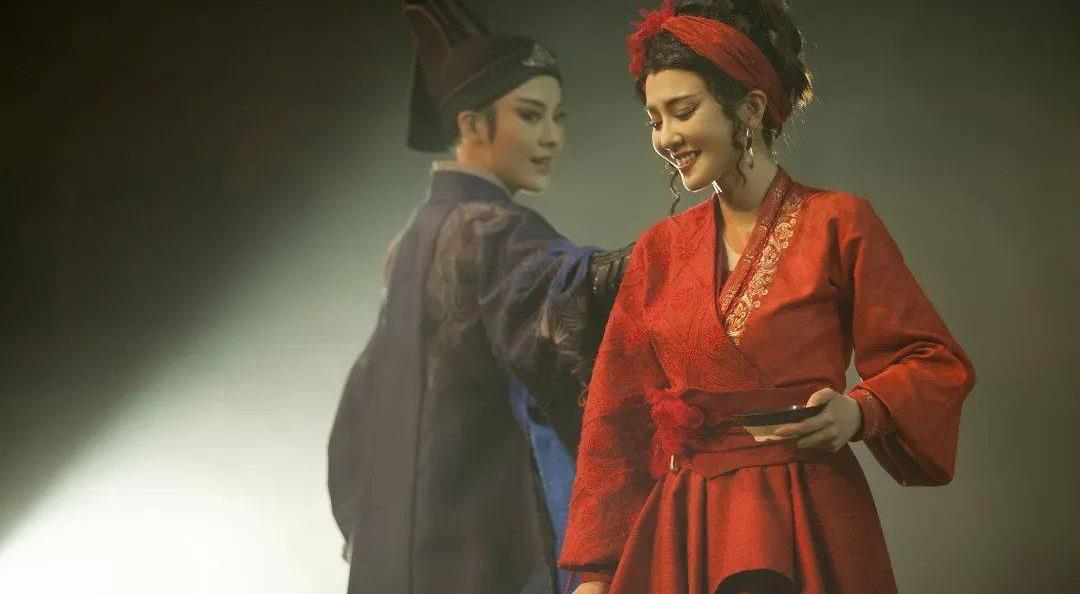 Grandma carefully selects the best girl group. Is it more difficult to