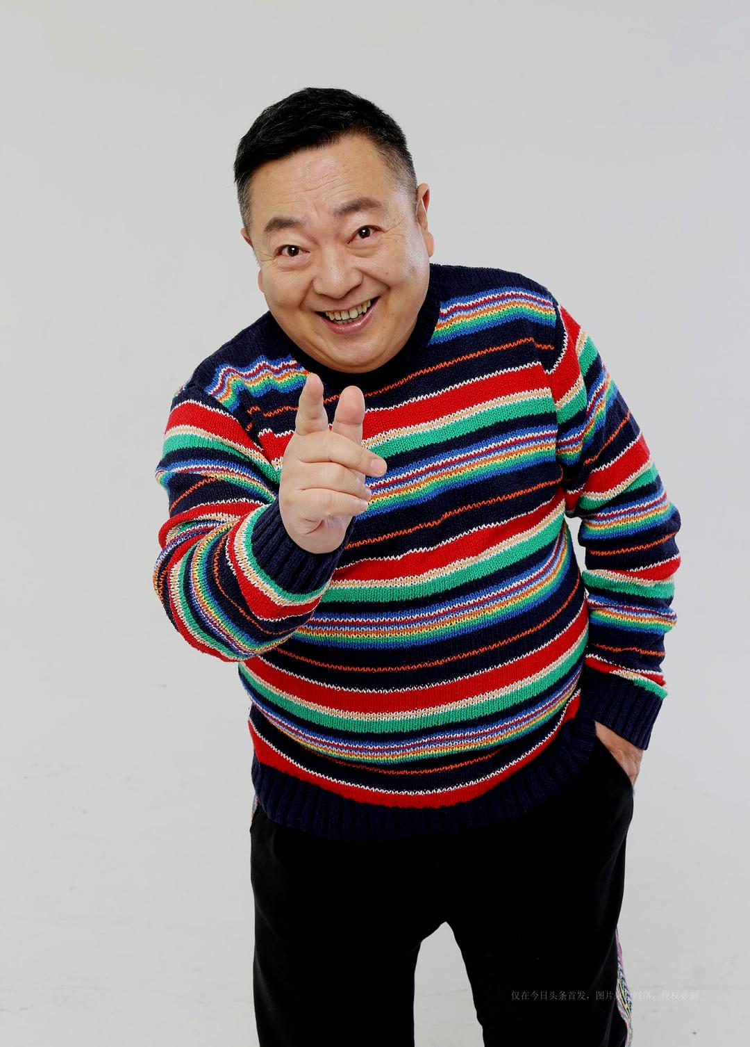 Famous CCTV host Dong Hao: He escaped death twice, and his wife and ...