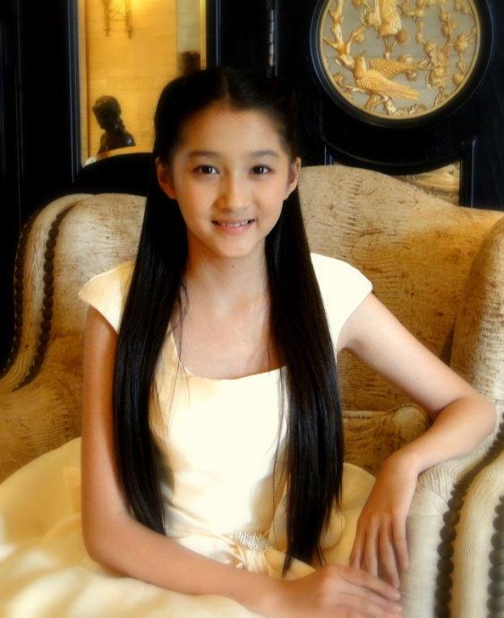 头条问答 - 关晓彤是什么时候出道的,是因为什么获得众多粉丝的追捧?