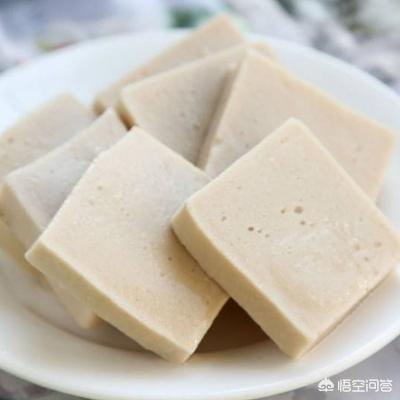 千叶豆腐是用什么做的(4种“假”豆腐不宜多吃)，千页豆腐是豆制品吗怎样做才好吃