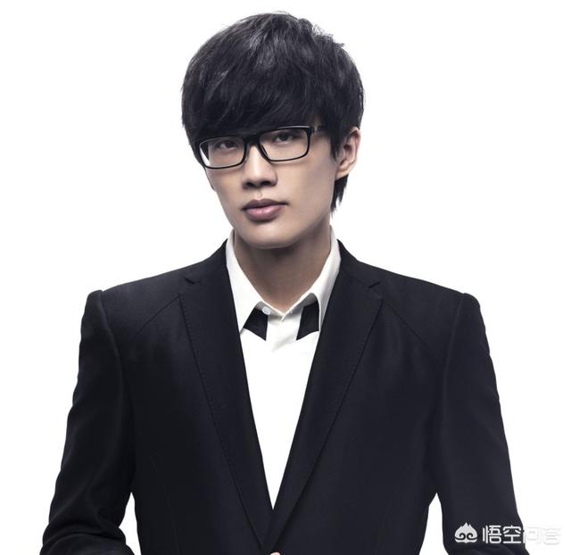 许嵩的女朋友徐佳颖:许嵩为什么只当个网络歌手