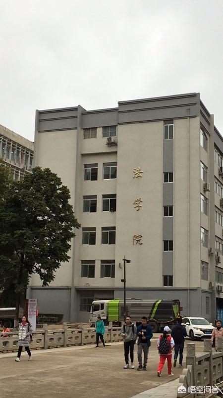 一只狗的大学生活免费下载:在大学里，哪些事是你最反感的？