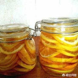 洋槐蜜:洋槐蜜和百花蜜哪个好 自己腌制柠檬蜂蜜时用哪种蜂蜜比较合适？