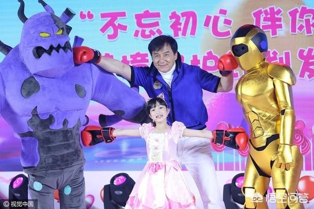 成龙代言传奇,为什么胡钟婷也代言传奇了？