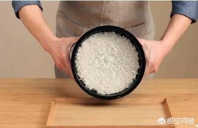 木桶饭的做法，如何蒸米饭颗粒分明且味道更好？