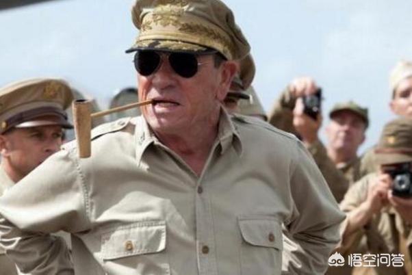 美国五星上将麦克阿瑟是怎样被解职的？为什么？插图12